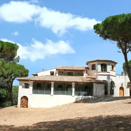 Maison élégante à Avec Vue Sur La Сasa de vacaciones