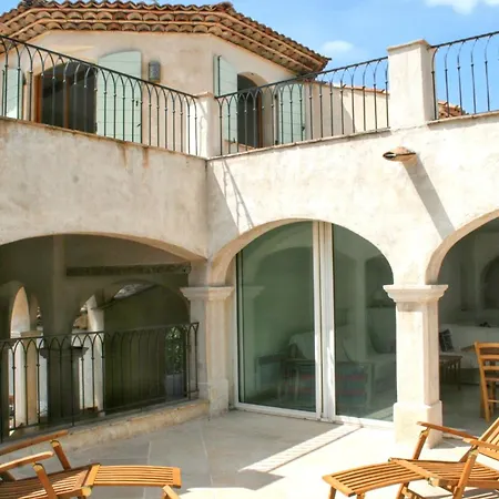 Maison élégante à Avec Vue Sur La Сasa de vacaciones Sainte-Maxime