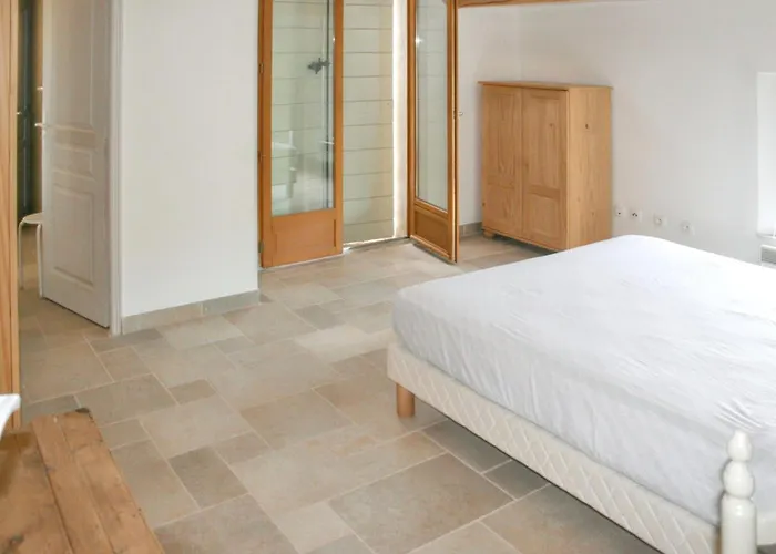 Maison Elegante A Avec Vue Sur La *