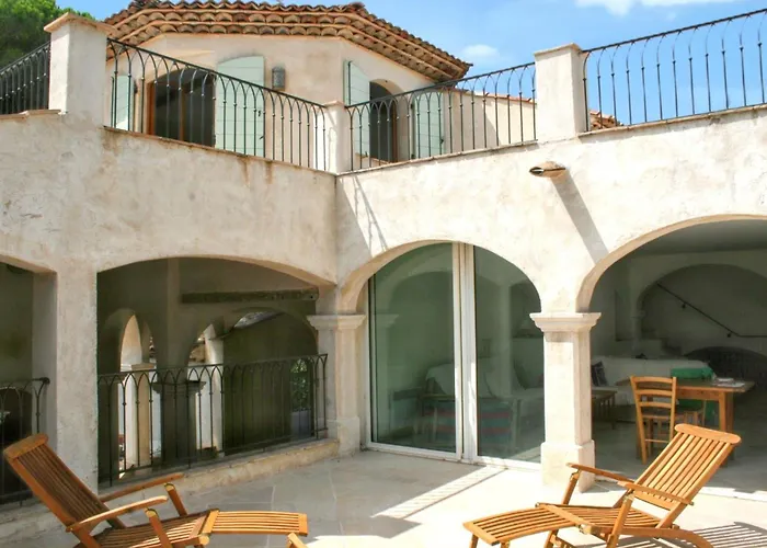 Maison Elegante A Avec Vue Sur La سانت ماكسيم